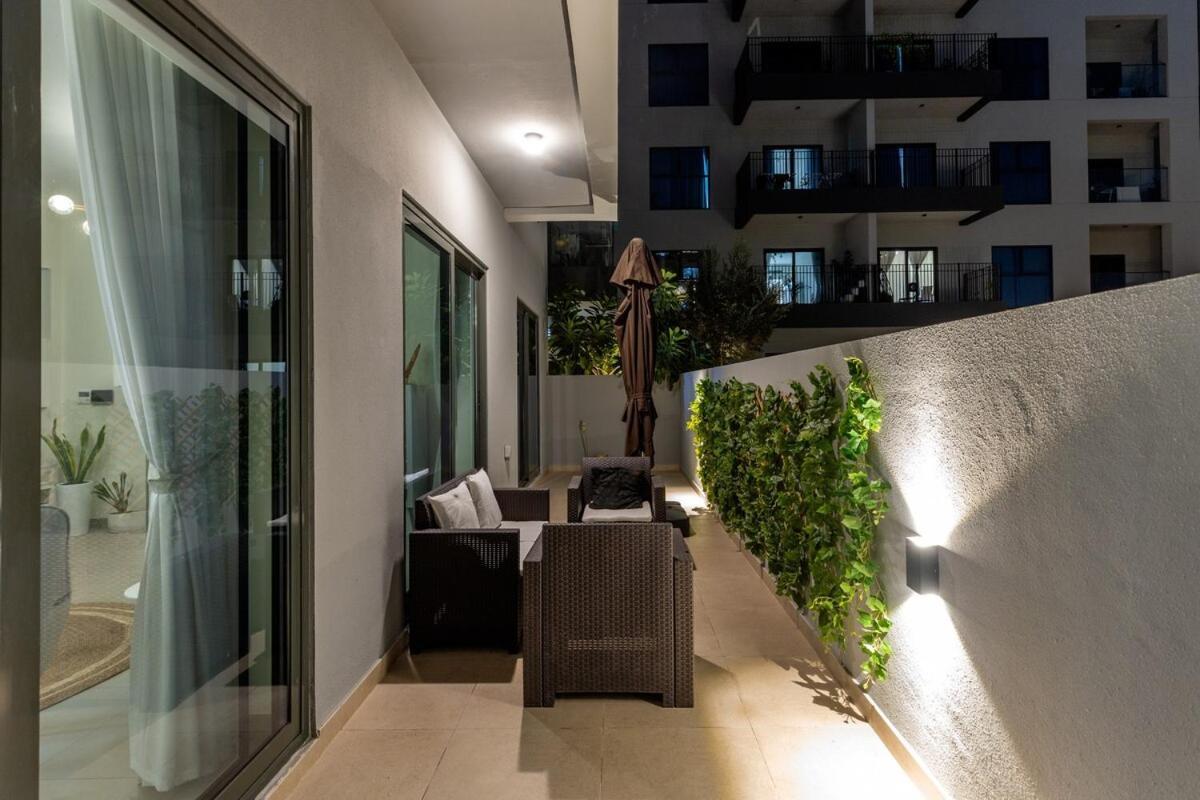 Waves - Tranquil Zen Escape 1 Br * Dubai