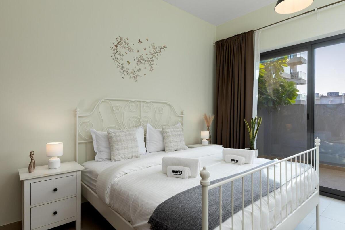 Waves - Tranquil Zen Escape 1 Br * Dubai